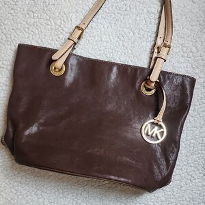 Michael Kors Leather Distressed Tote Bag purse Brown Creme Adjustable Pockets